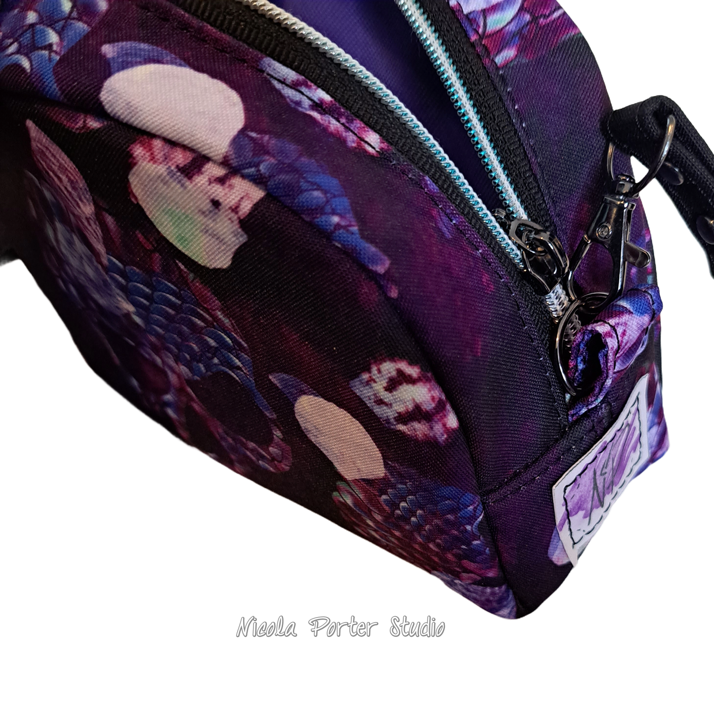 Small Round Top Bag - Skull