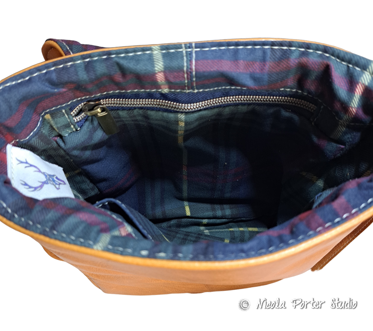 Alocin Angus - Hand-painted leather bag