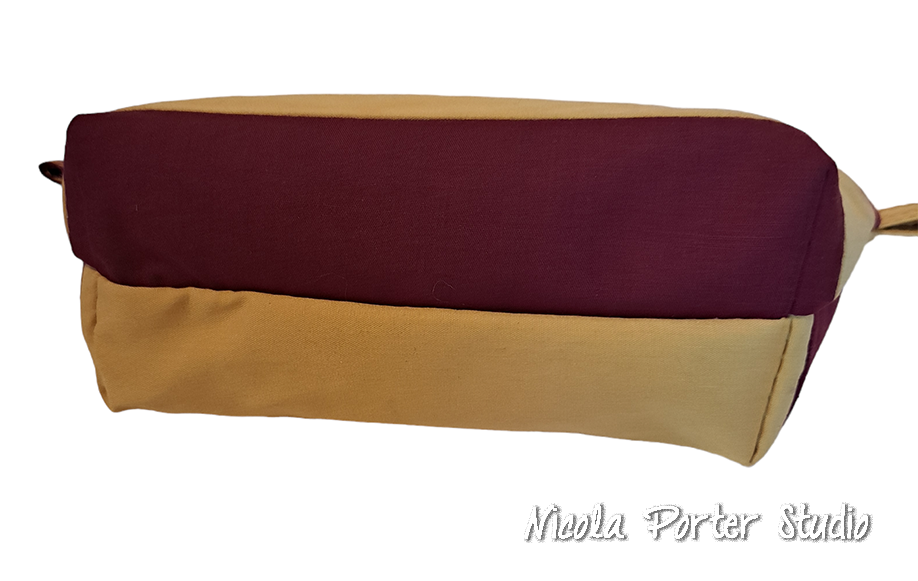 Claret & Gold Zip Pouch